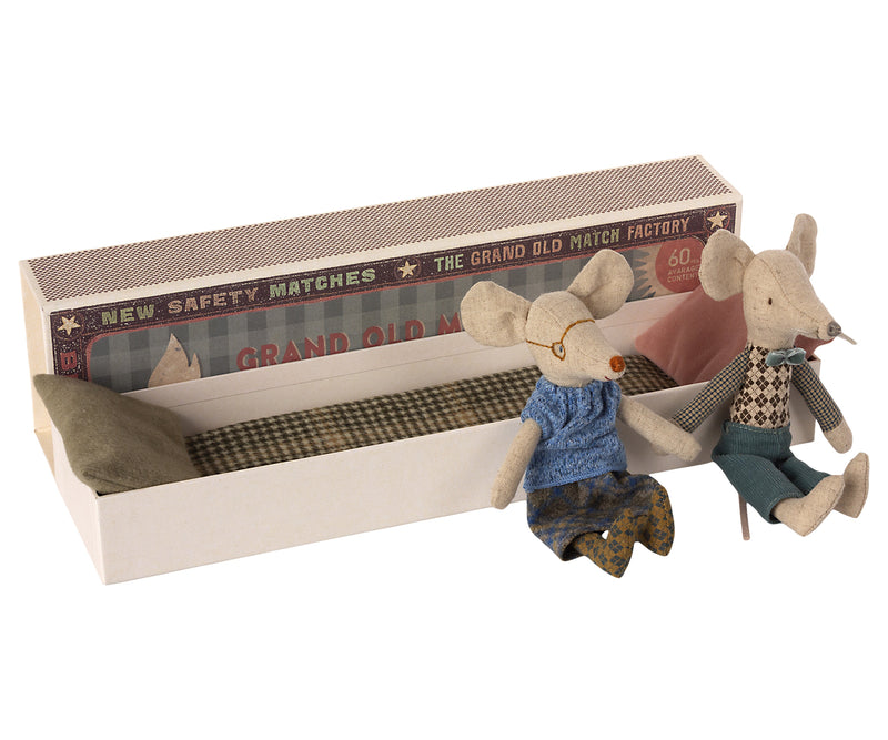 Maileg - Mouse Grandma & Grandpa in Box